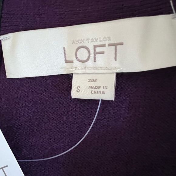 Ann Taylor LOFT Wool Blend Plum Purple Front Pocket Sweater Size S - Picture 11 of 12